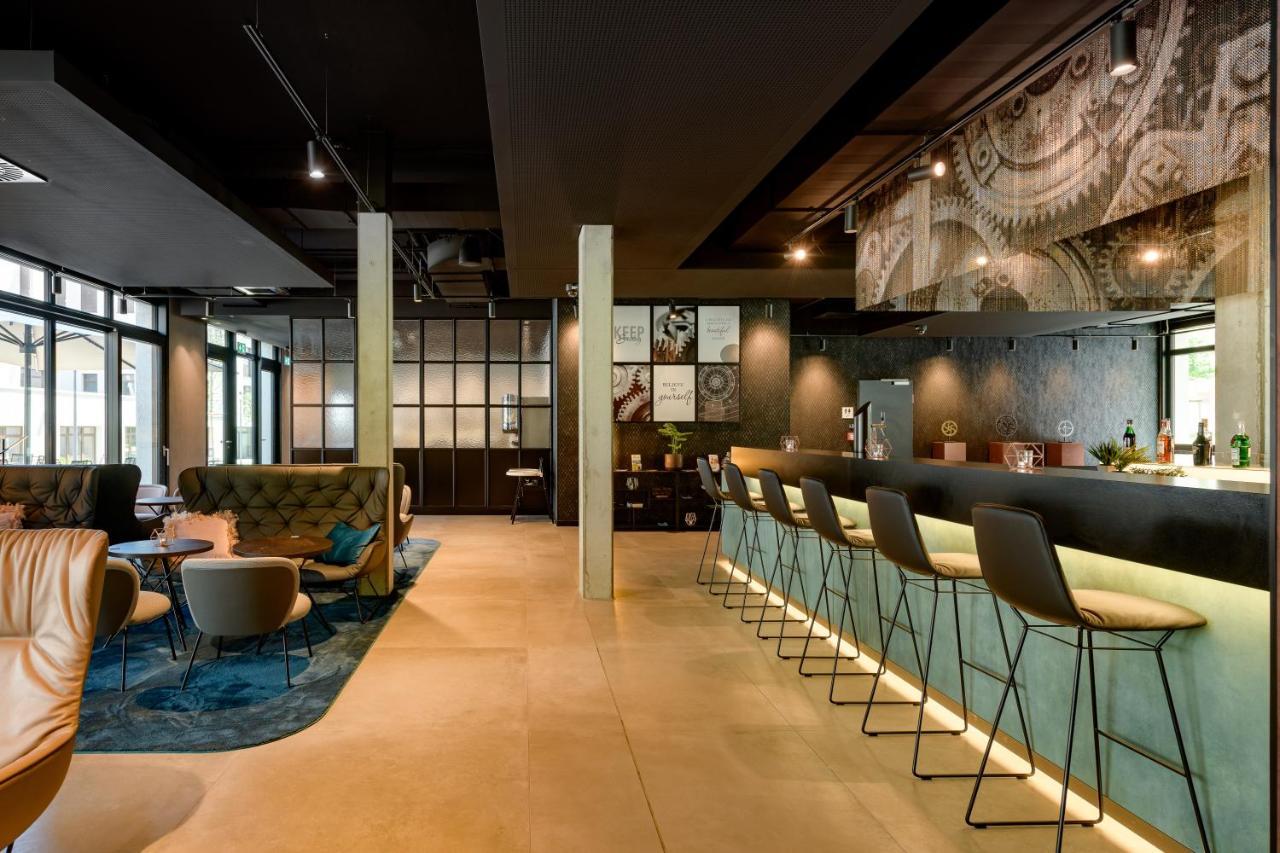 Hotel Ibis Styles FDH Exterior foto