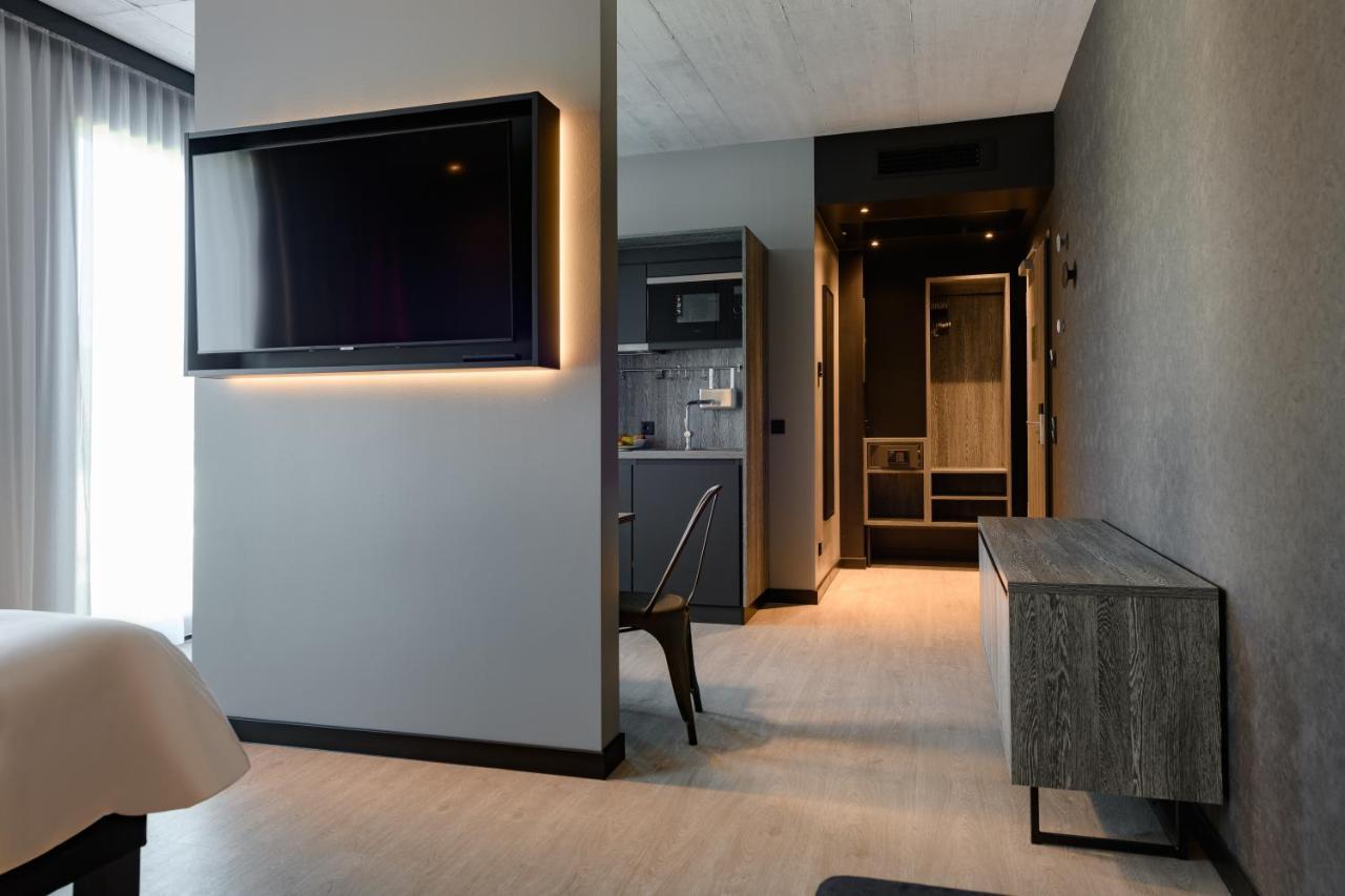 Hotel Ibis Styles FDH Exterior foto