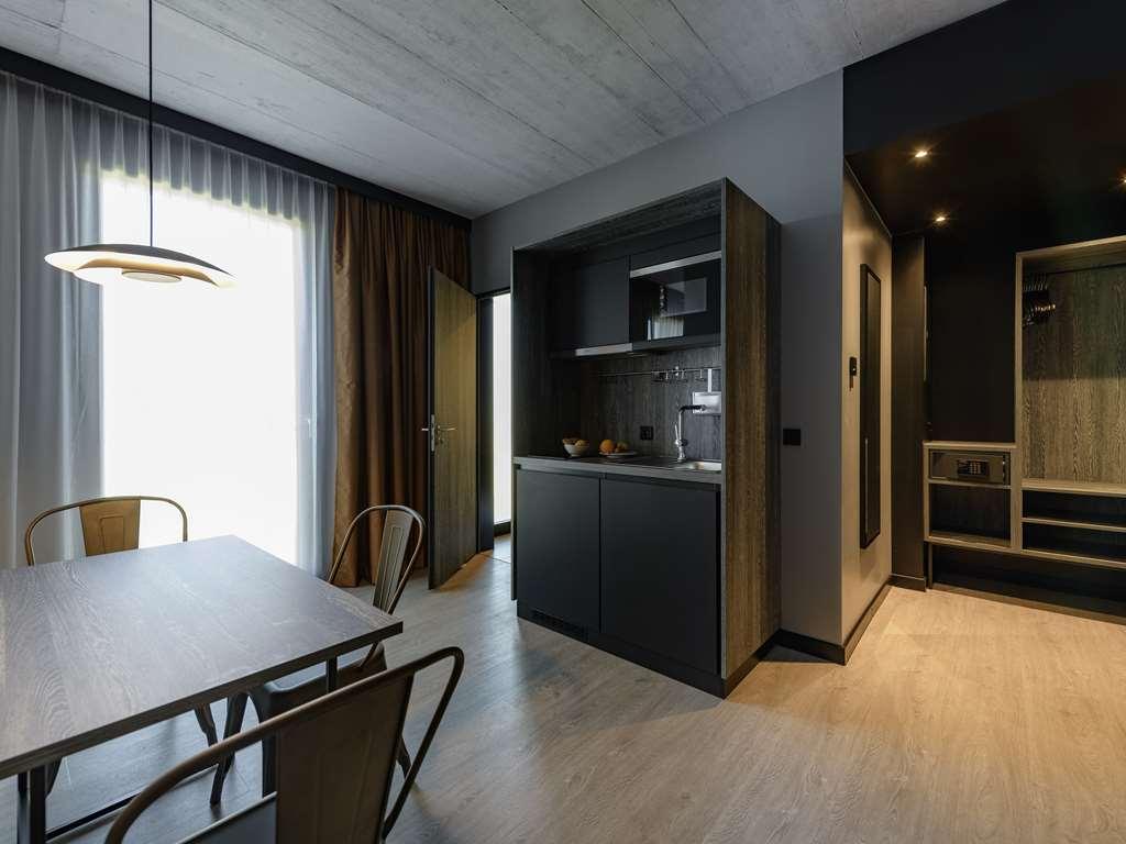 Hotel Ibis Styles FDH Habitación foto