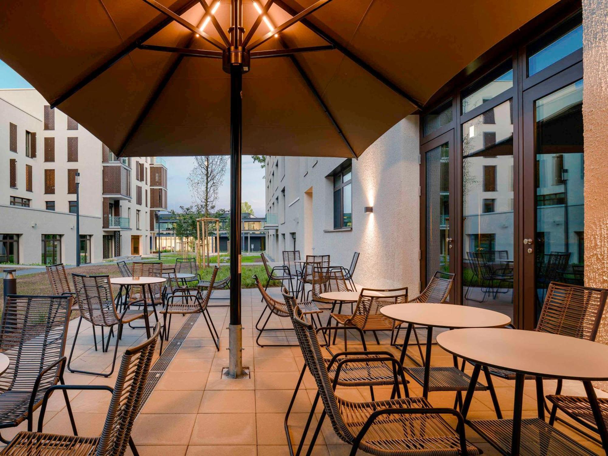 Hotel Ibis Styles FDH Exterior foto