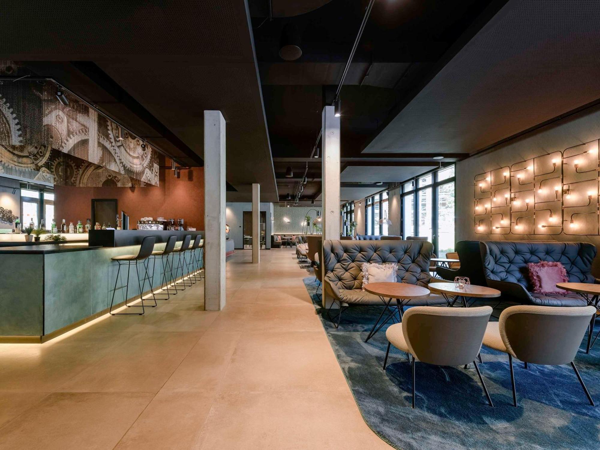 Hotel Ibis Styles FDH Exterior foto