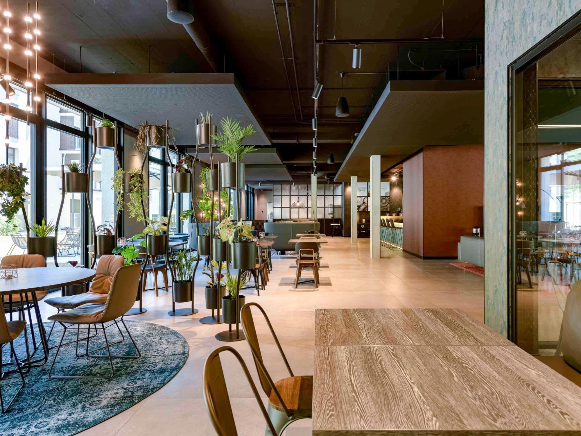 Hotel Ibis Styles FDH Exterior foto