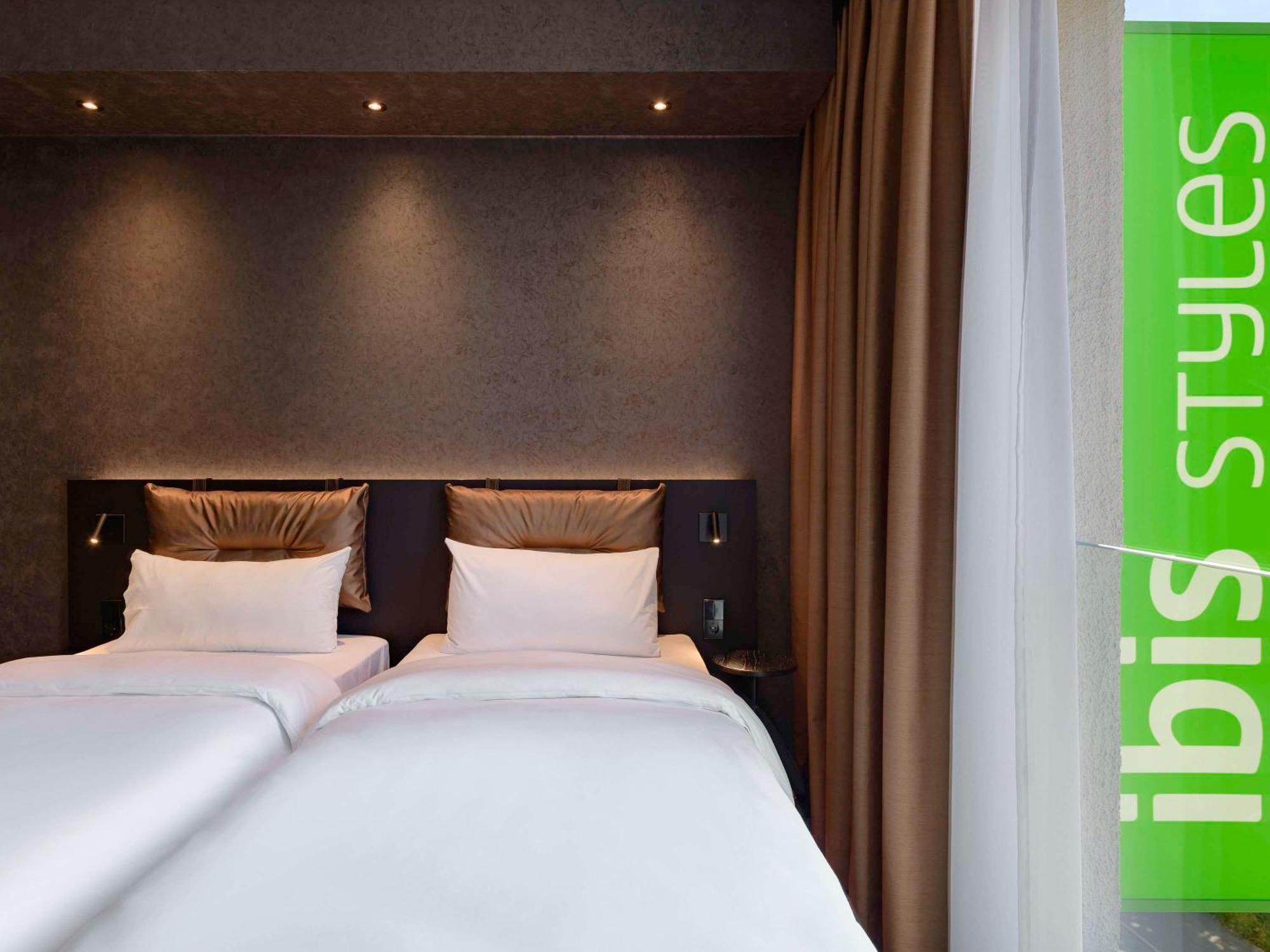 Hotel Ibis Styles FDH Exterior foto